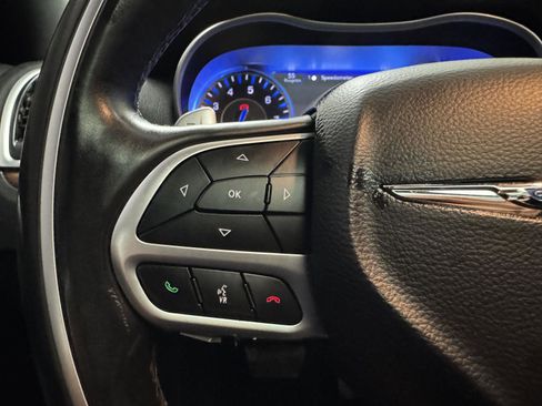 Used 2017 Chrysler 300 C Platinum w/ Safetytec Group II image 20