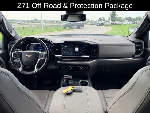 Certified 2023 Chevrolet Silverado 1500 LTZ AWD/4WD image 7