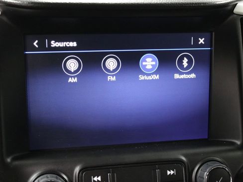 Used 2024 GMC Terrain SLT w/ Tech Package image 33