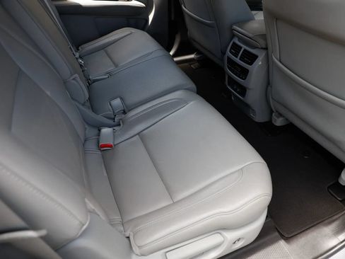 Used 2018 Acura MDX SH-AWD image 26