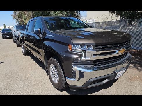 Used 2022 Chevrolet Silverado 1500 LT w/ LPO, Liner Protection Package RWD image 4