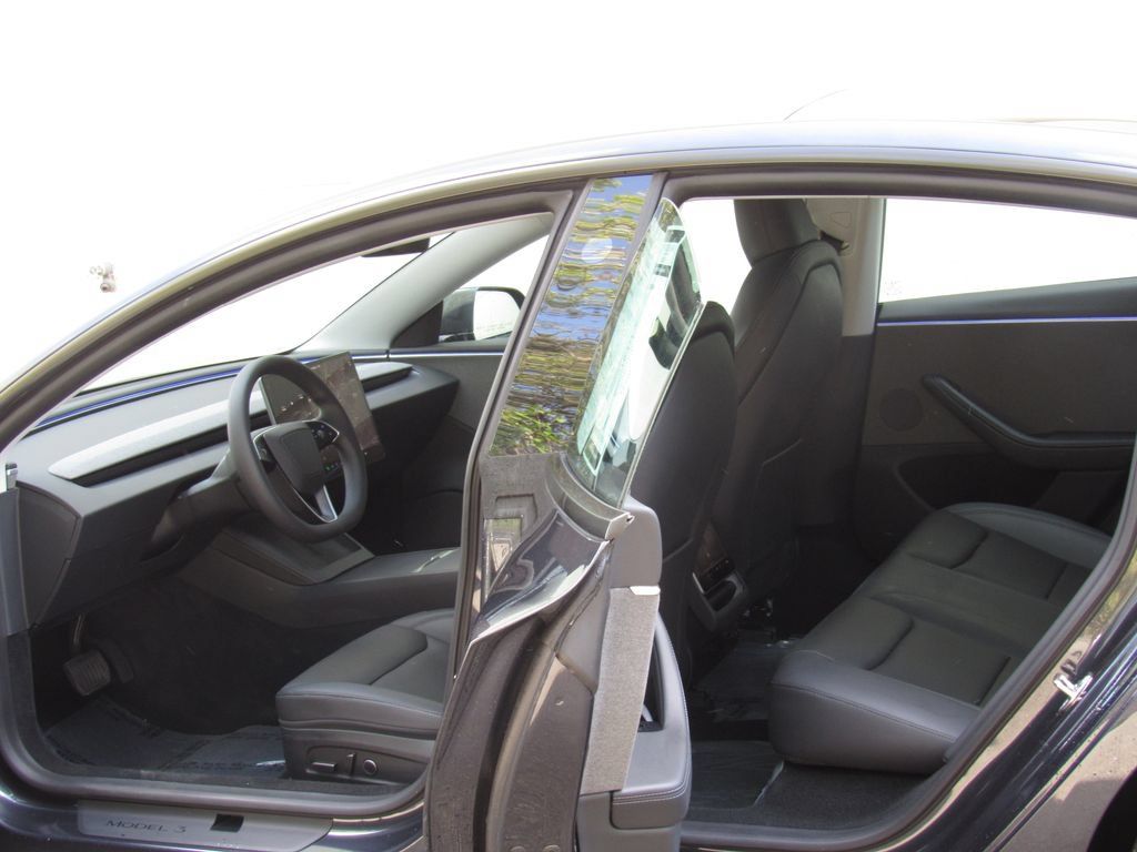 Used 2024 Tesla Model 3 Standard Range RWD image 12
