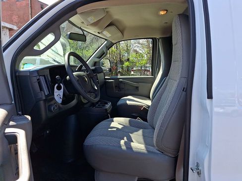 Certified 2025 Chevrolet Express 2500 w/ Driver Convenience Package RWD image 14