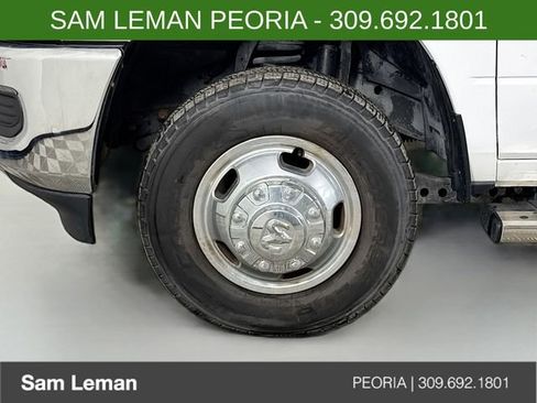 Used 2019 RAM 3500 Big Horn image 26