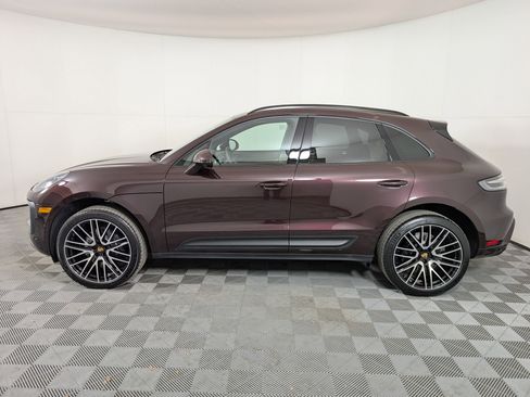 New 2026 Porsche Macan image 2