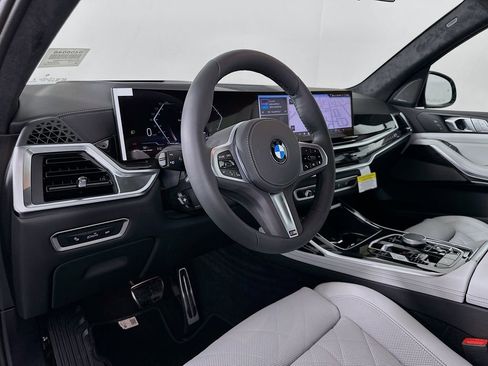 New 2026 BMW X7 xDrive40i AWD/4WD image 9
