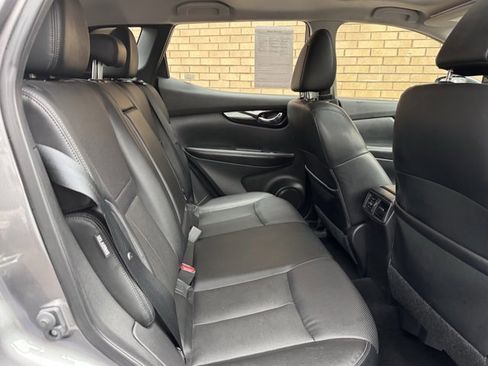 Used 2022 Nissan Rogue Sport SL w/ Premium Package image 54