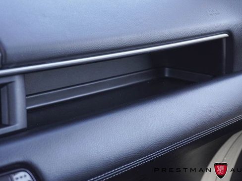 Used 2025 Honda Pilot Touring image 44