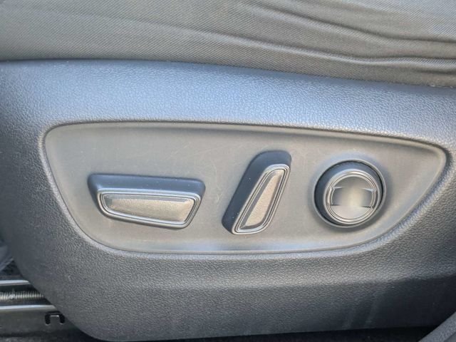 Used 2024 Toyota RAV4 XLE FWD image 20
