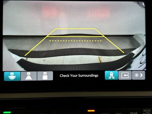 Used 2025 Honda Odyssey Touring image 10