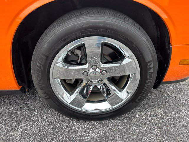 Used 2012 Dodge Challenger R/T RWD image 8