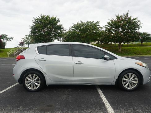 Used 2014 Kia Forte EX FWD image 8