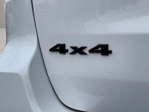 Used 2018 Jeep Grand Cherokee Altitude image 11