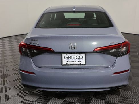 Used 2024 Honda Civic Sport image 7