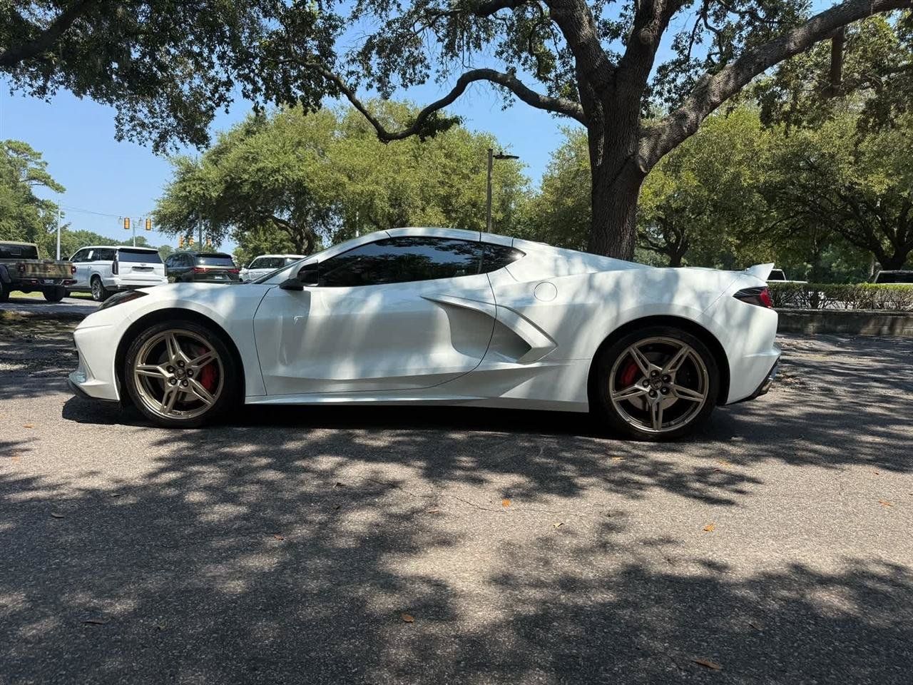 Used 2020 Chevrolet Corvette Stingray Premium Cpe w/ 3LT Preferred Equipment Group RWD image 8