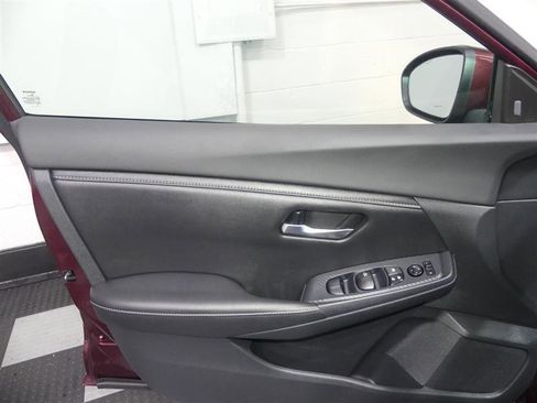 Used 2021 Nissan Sentra SV image 18