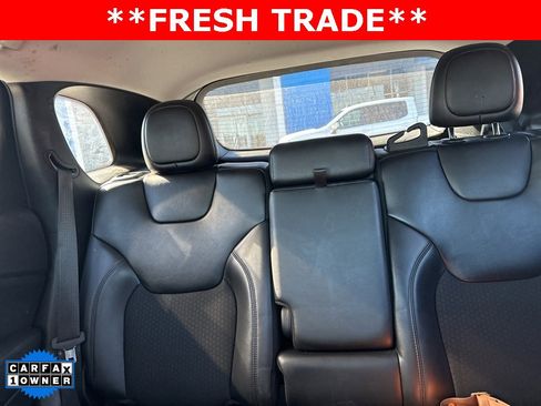 Used 2020 Jeep Cherokee Latitude Plus image 9