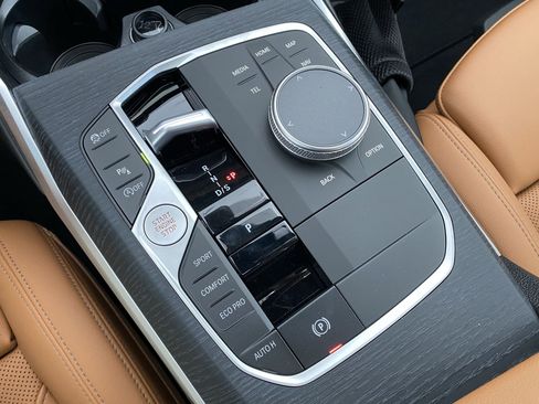 Used 2025 BMW 330i xDrive Sedan w/ Convenience Package image 27