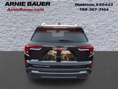 Used 2025 GMC Terrain Elevation w/ Elevation Premium Package AWD/4WD image 8