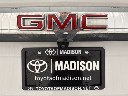 Used 2022 GMC Yukon SLT w/ SLT Premium Package AWD/4WD image 51