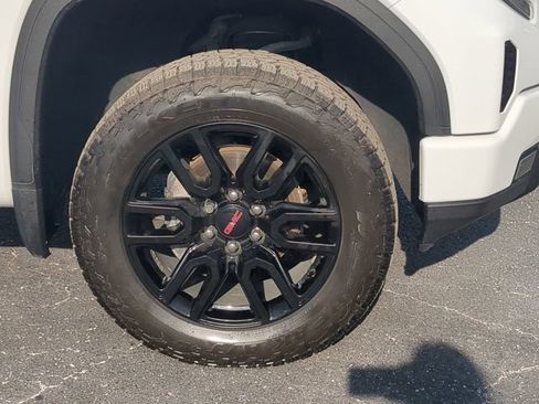 Used 2022 GMC Sierra 1500 Elevation image 11