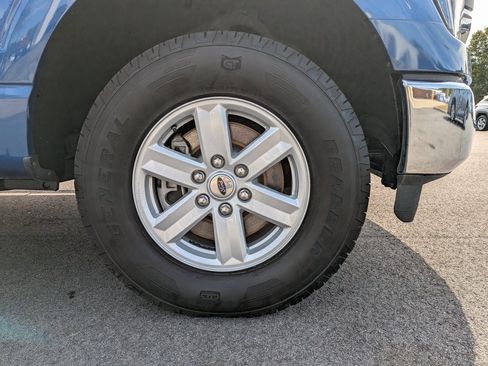 Used 2023 Ford F150 XLT w/ Trailer Tow Package image 12