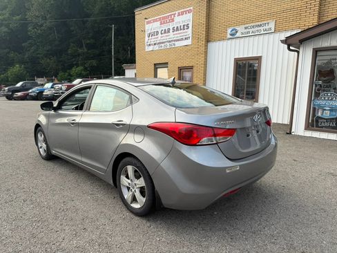Used 2013 Hyundai Elantra GLS w/ Preferred Pkg FWD image 6