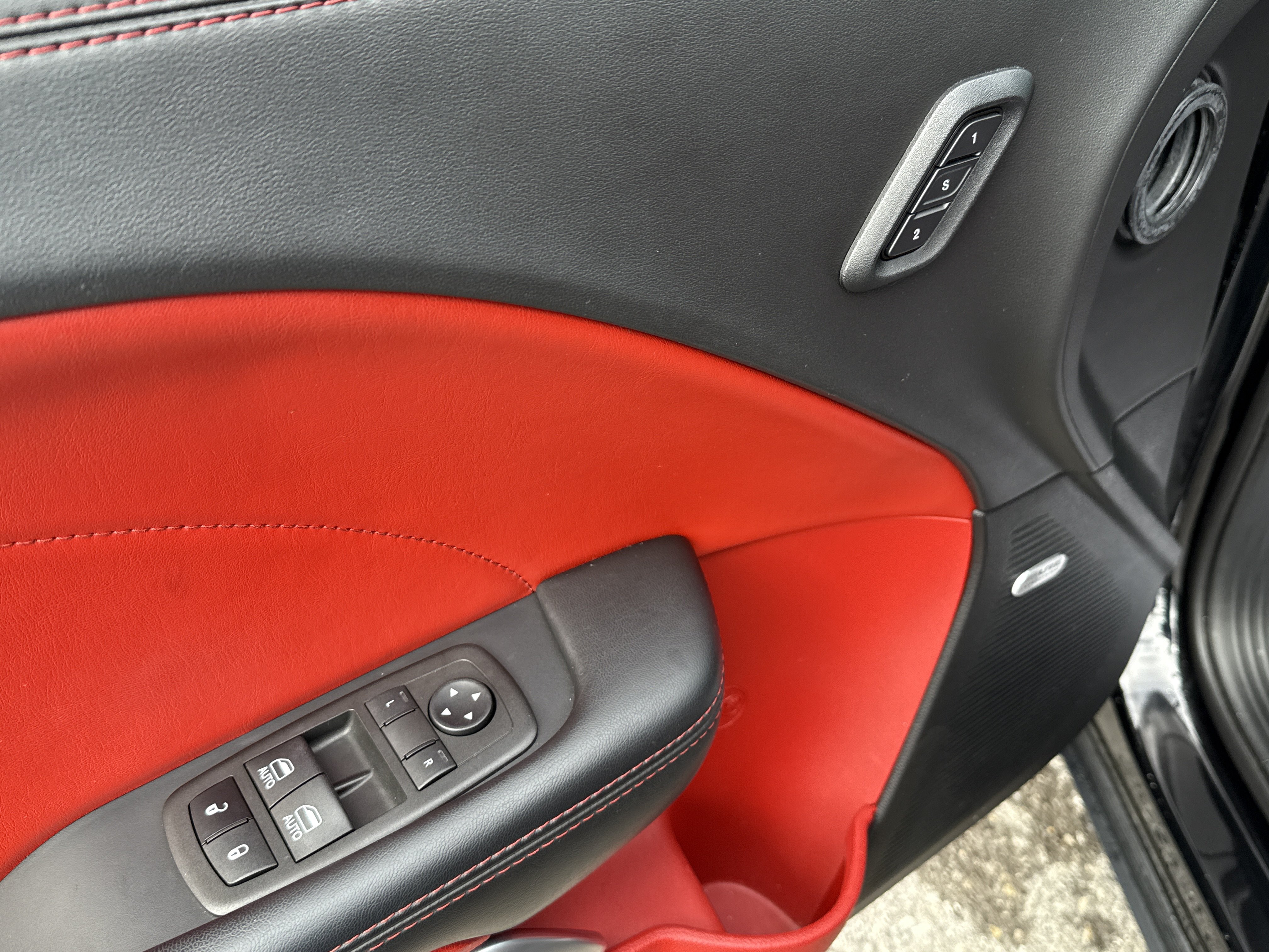Used 2022 Dodge Challenger R/T Scat Pack RWD image 16