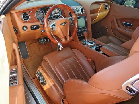 Used 2014 Bentley Continental GT image 6