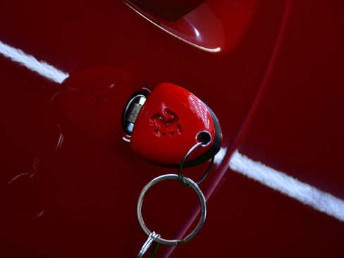 Used 2014 Ferrari California RWD image 56