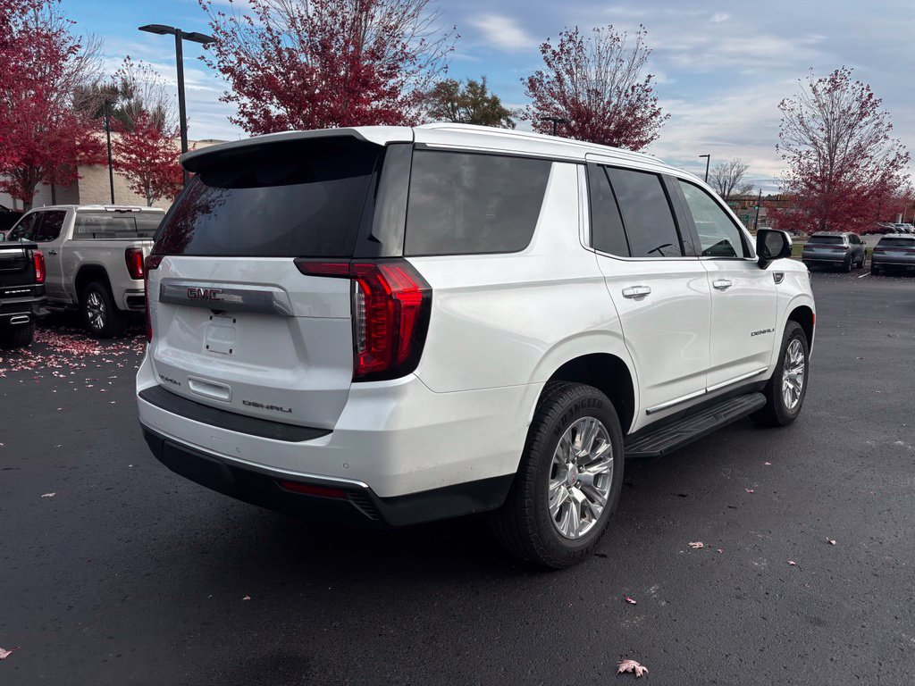 Used 2023 GMC Yukon Denali AWD/4WD image 6