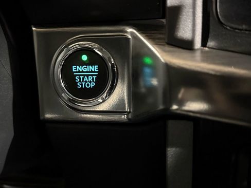 Used 2023 Ford F150 Lariat AWD/4WD image 64