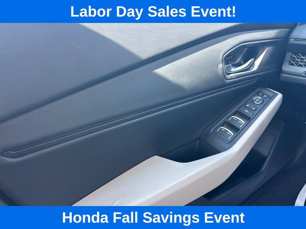 Used 2024 Honda Accord EX image 16