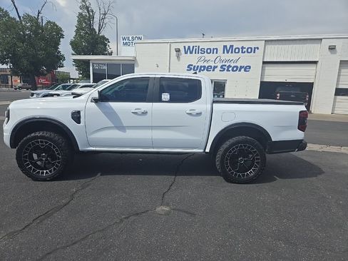 Used 2024 Ford Ranger Lariat w/ FX4 Off-Road Package AWD/4WD image 8