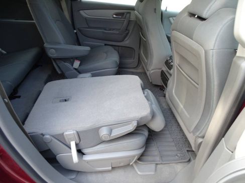 Used 2017 Chevrolet Traverse AWD LT w/ True North Edition image 39