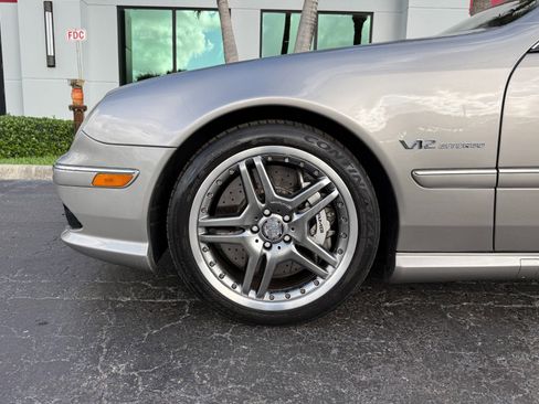 Used 2005 Mercedes-Benz CL 65 AMG image 13