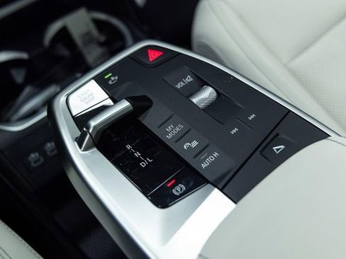 New 2026 BMW X1 xDrive28i image 21