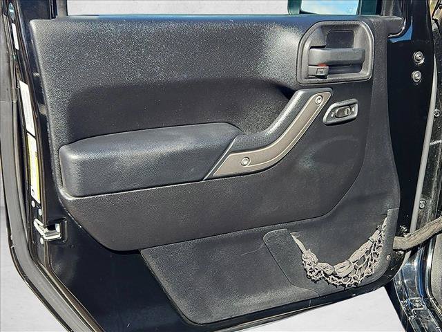 Used 2013 Jeep Wrangler Sport AWD/4WD image 12