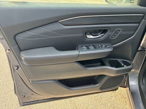 New 2026 Honda Pilot Touring image 10