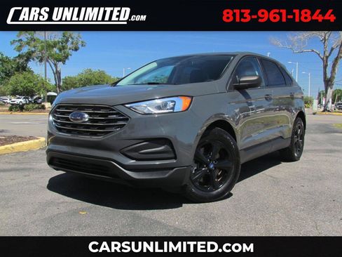 Used 2021 Ford Edge SE image 1