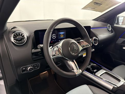 New 2026 Mercedes-Benz GLA 250 4MATIC image 4