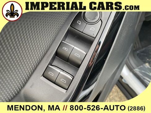 New 2026 Chevrolet Equinox RS w/ Convenience Package III AWD/4WD image 22