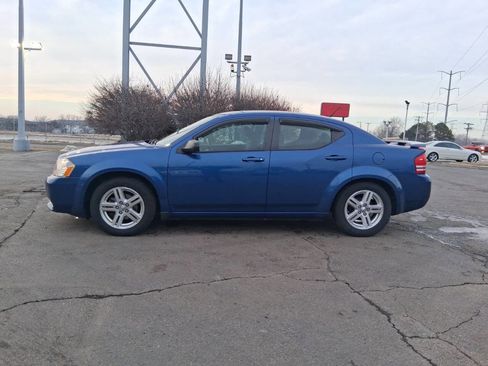 Used 2009 Dodge Avenger R/T w/ Premium Convenience Group image 4