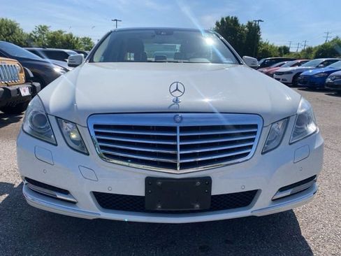 Used 2011 Mercedes-Benz E 350 4MATIC Sedan image 2