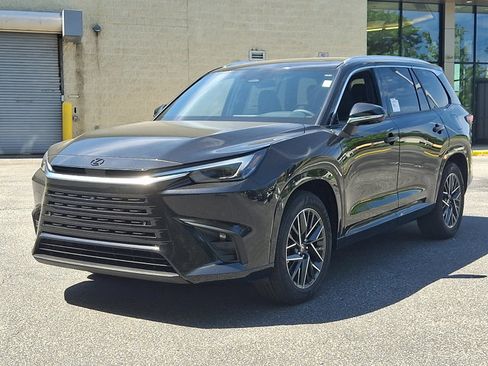 New 2026 Lexus TX 350 AWD image 2