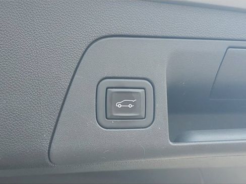 Certified 2023 Buick Envision Avenir AWD/4WD image 8