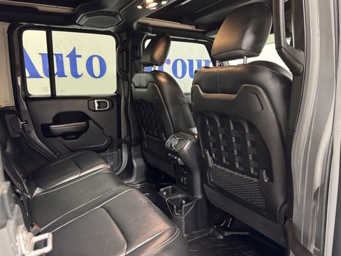 Used 2019 Jeep Wrangler Unlimited Rubicon image 17