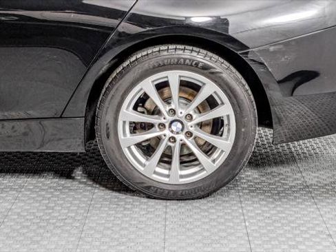 Used 2016 BMW 320i xDrive Sedan image 38