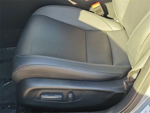 Used 2024 Honda Civic Touring image 16