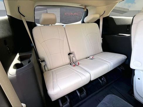 Used 2023 Buick Enclave Essence w/ Experience Buick Package AWD/4WD image 28
